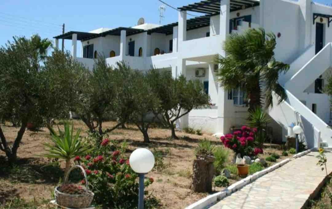 Stavros Studios Logaras Exteriör bild